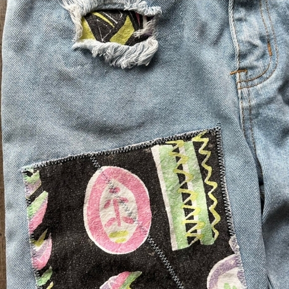 One Of A Kind 80's Inspired Handmade Patch Work Boyfriend Style Denim Jeans Sz 0 - Picture 3 of 10